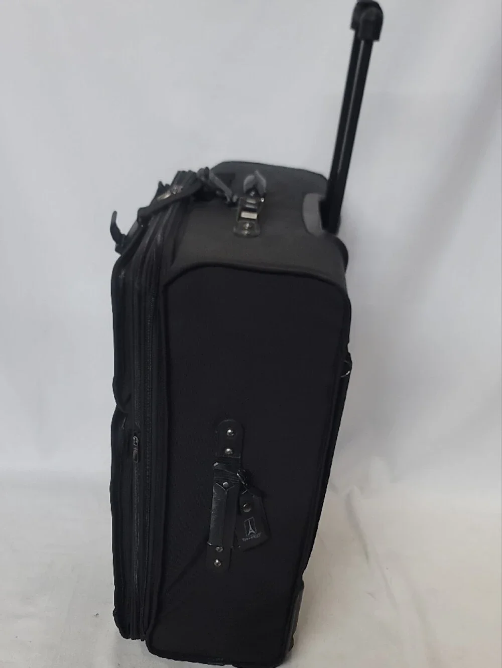 Travrpro Platinum II Black Rolling Suitcase With Detachable Garment Bag - Men